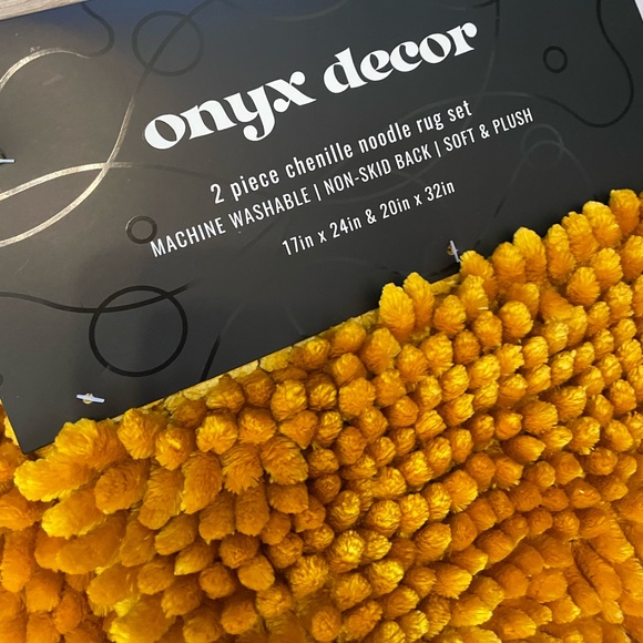 Yellow Gold chenille noodle rug set - Picture 5 of 6